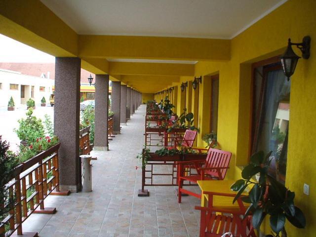 Motel Select Satu Mare Extérieur photo